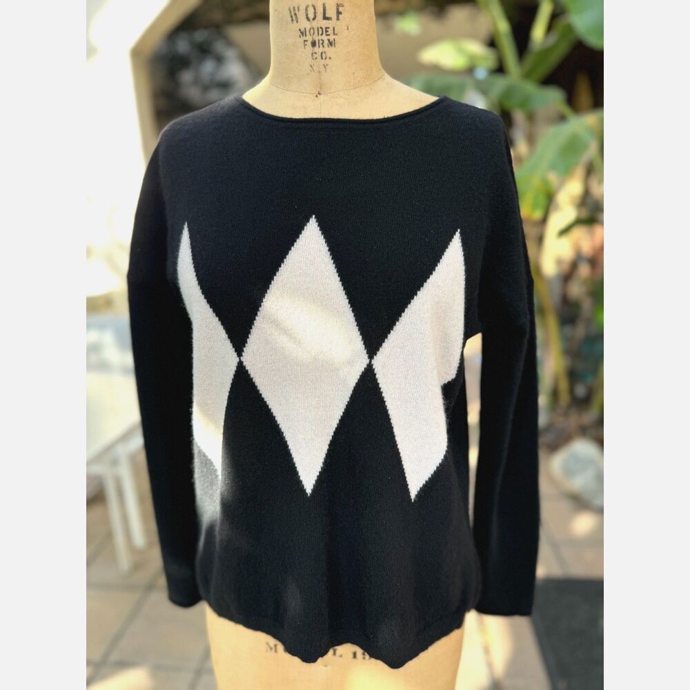 Only Mine 100% Cashmere B & W Argyle Scoop Neck Long Sleeve Knit Sweater Size M